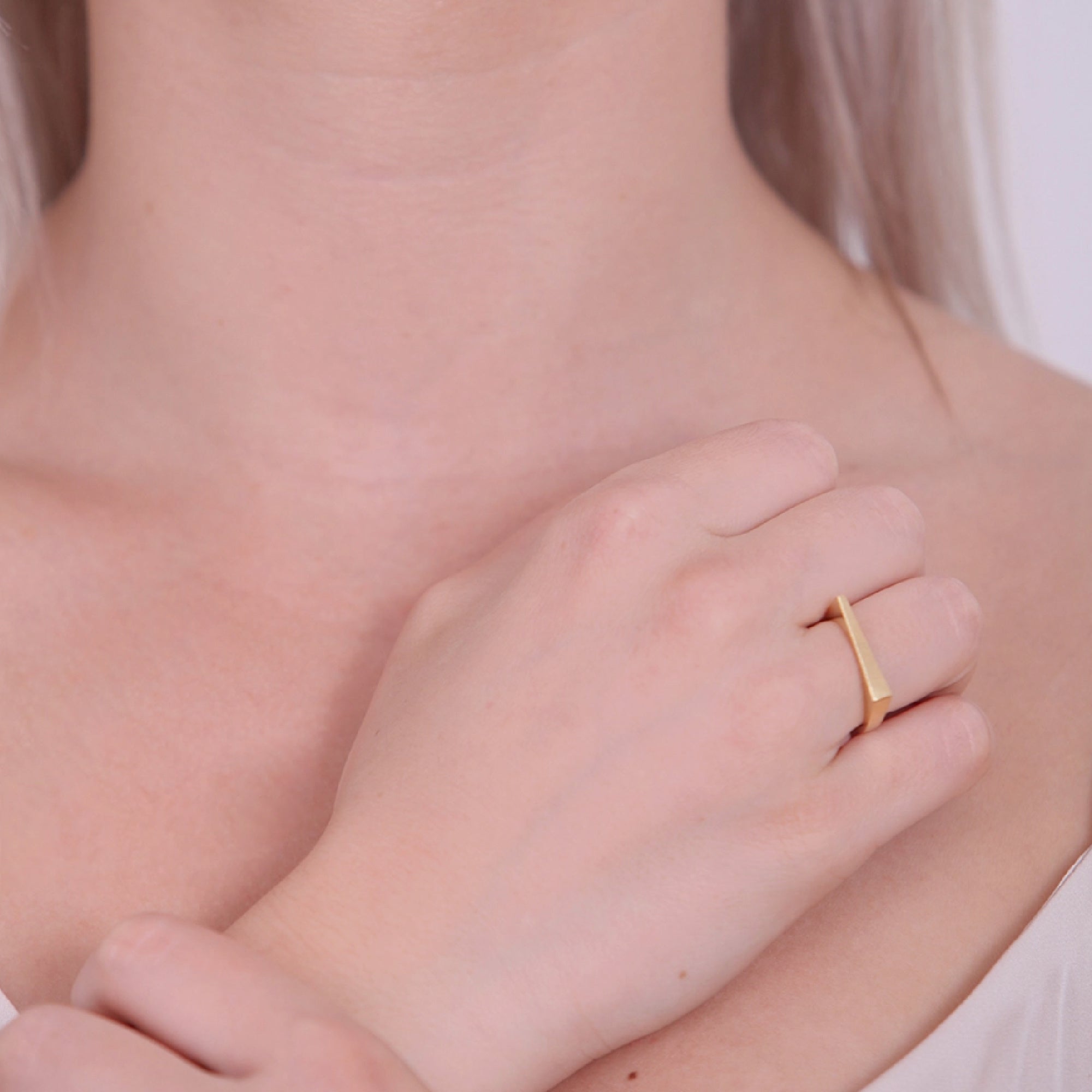 Gold Alice Ring