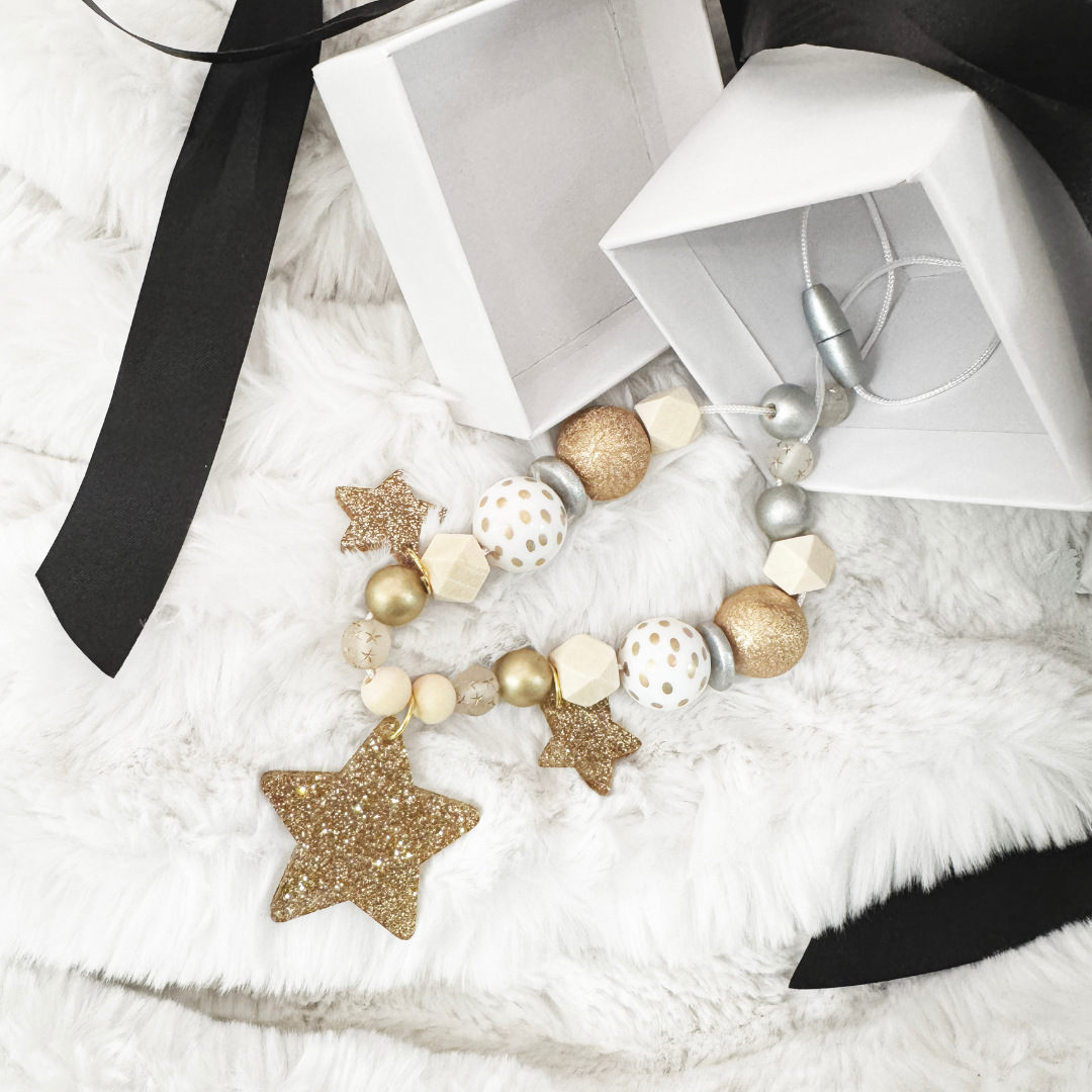 Gold Stars Necklace