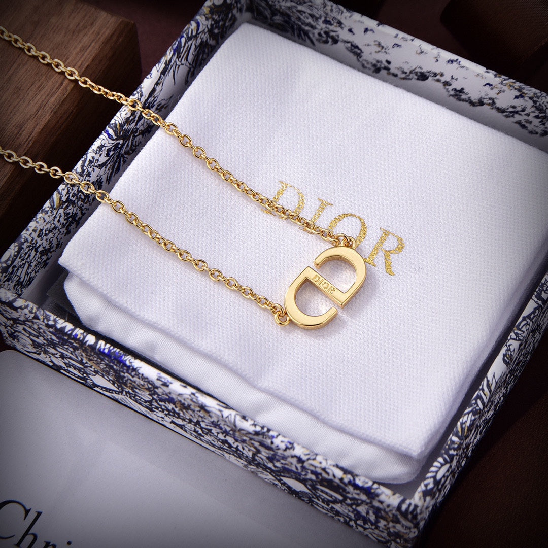 18K Petit Dior Bracelet